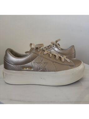 Converse One Star Platform Ox, Metallic Gold Sneakers, Size 7